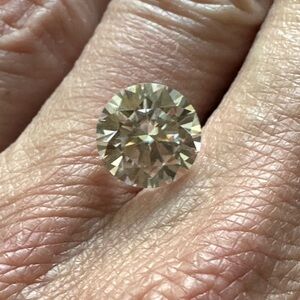4ct Lab Diamond GRA certified with papers!!